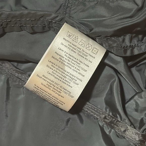 J. LINDEBERG Nylon Golf Bomber Shell Spring Jacket - Picture 11 of 14